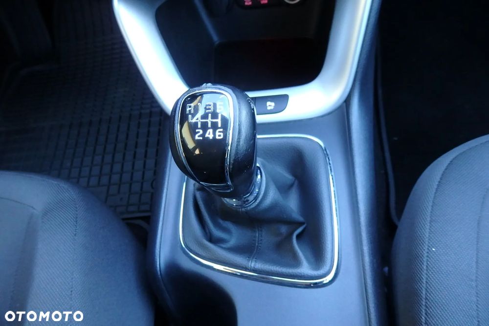 Kia Ceed - 22