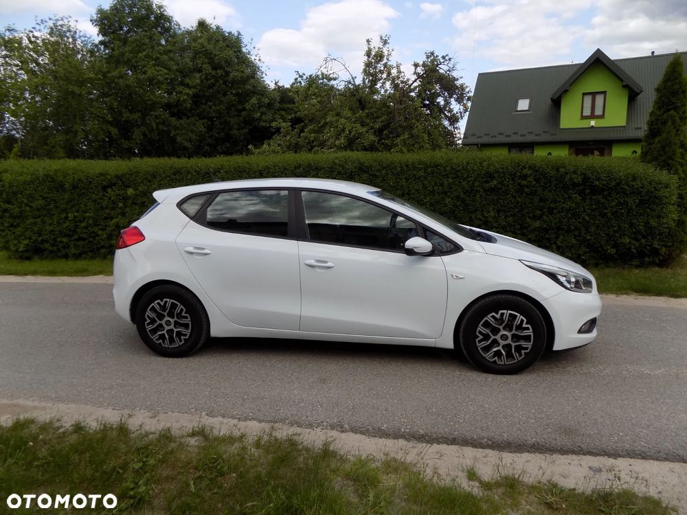 Kia Ceed - 7