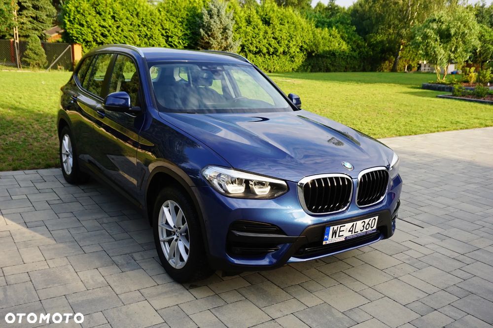BMW X3 xDrive20i Advantage - 3