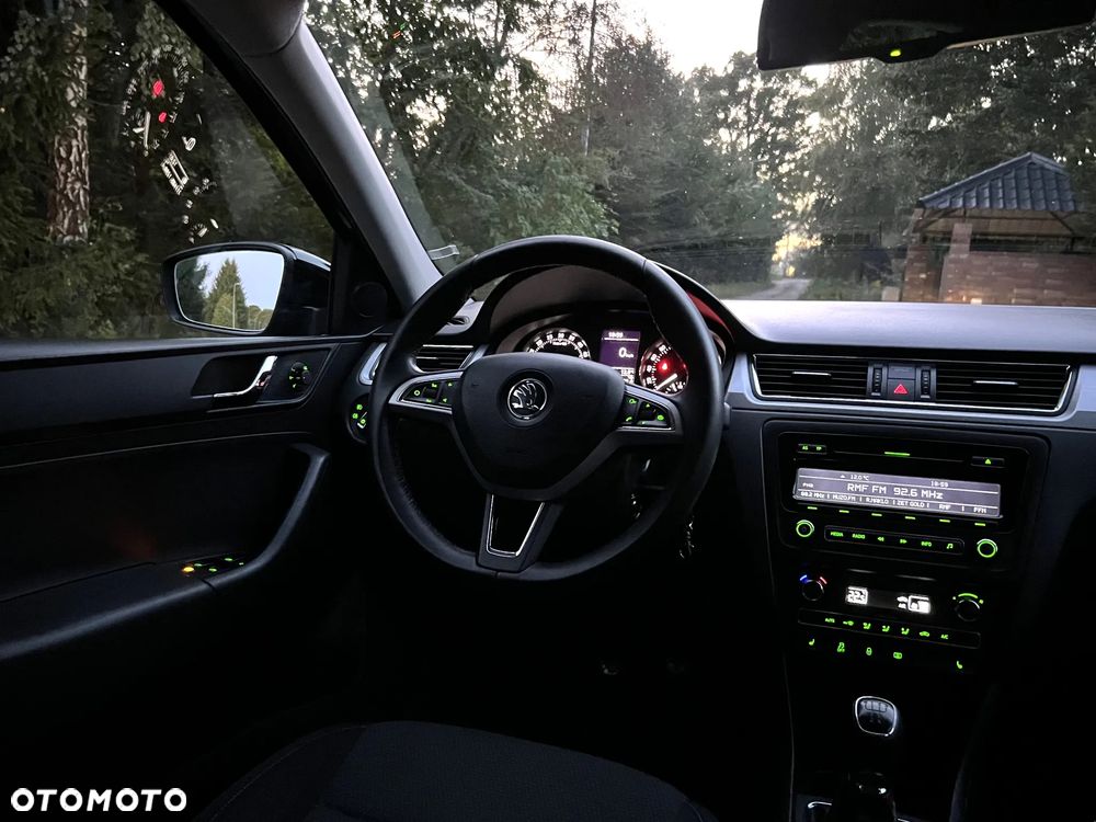 Skoda RAPID Spb 1.6 TDI DPF Style Plus - 16