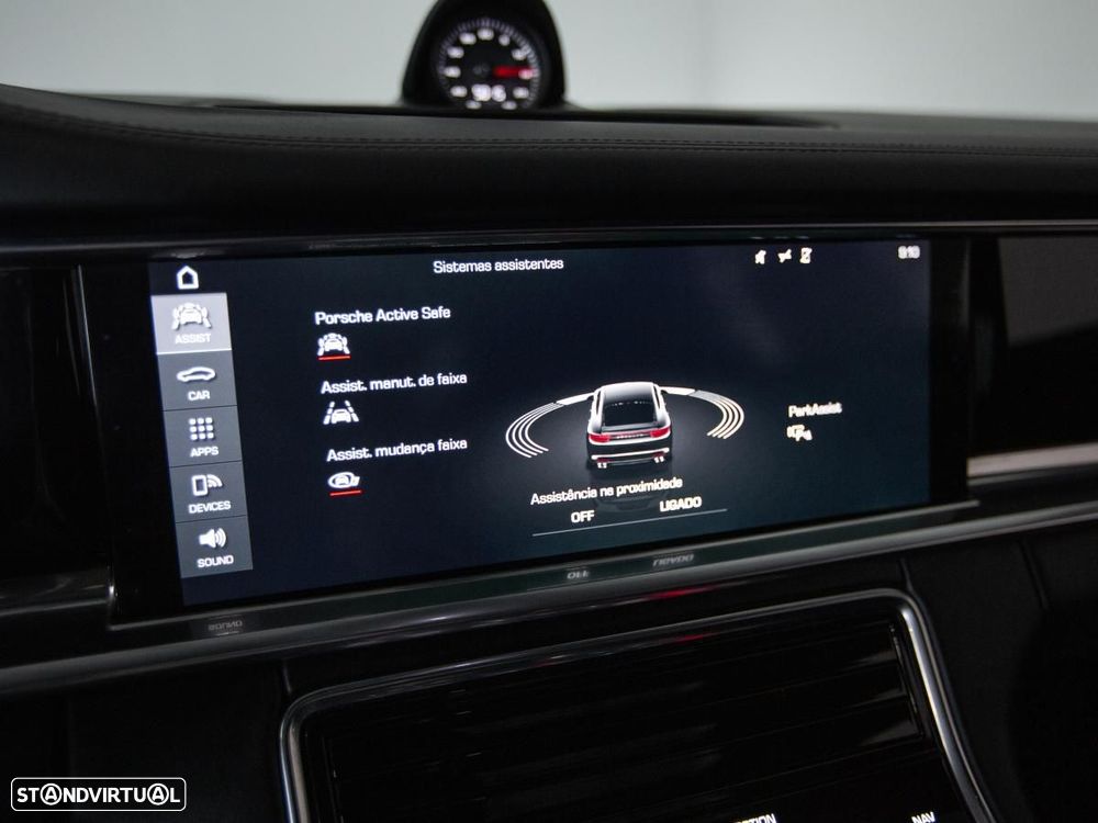 Porsche Panamera 4 S - 42