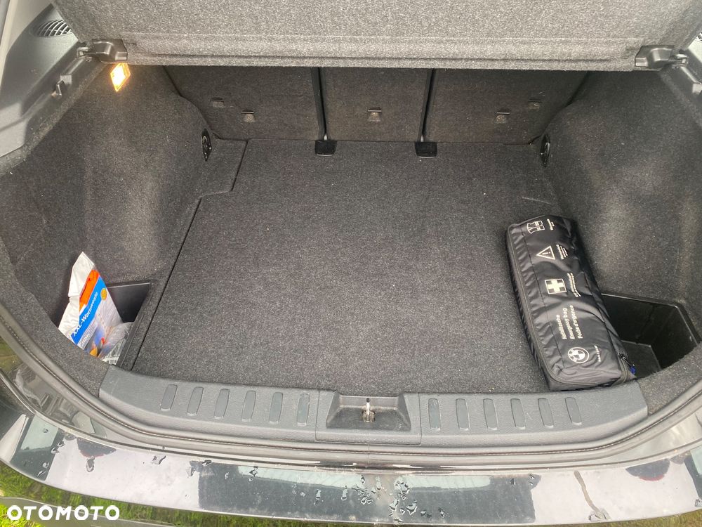 BMW X1 sDrive18i - 17