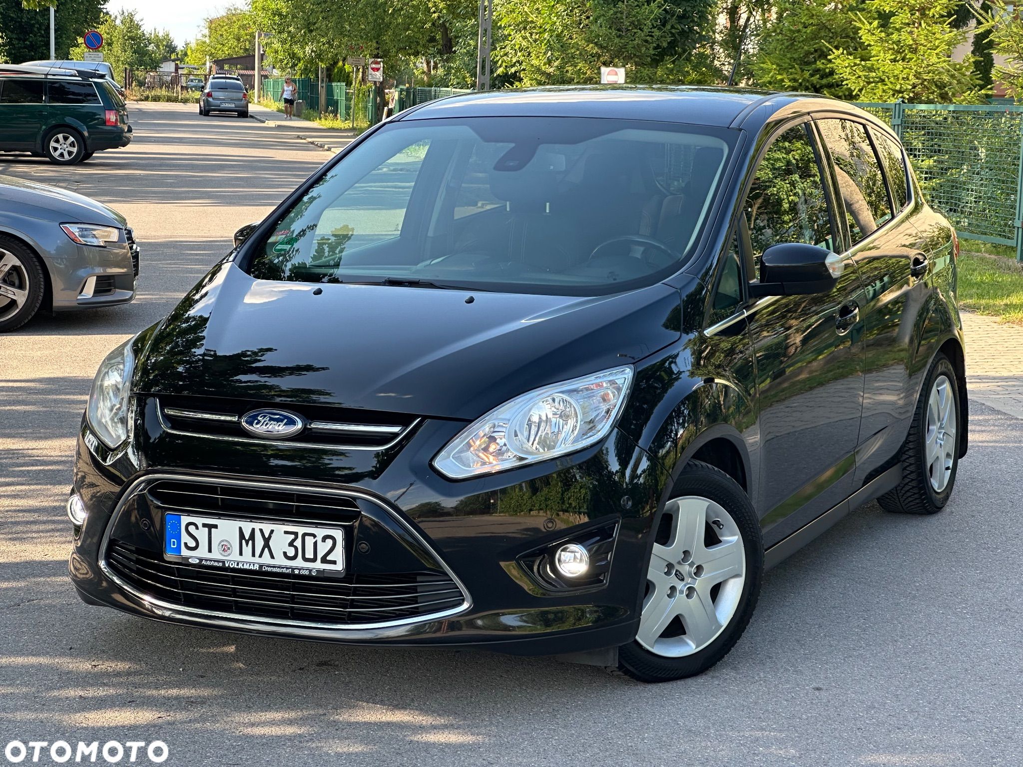 Ford C-MAX 1.6 Ti-VCT Titanium - 1