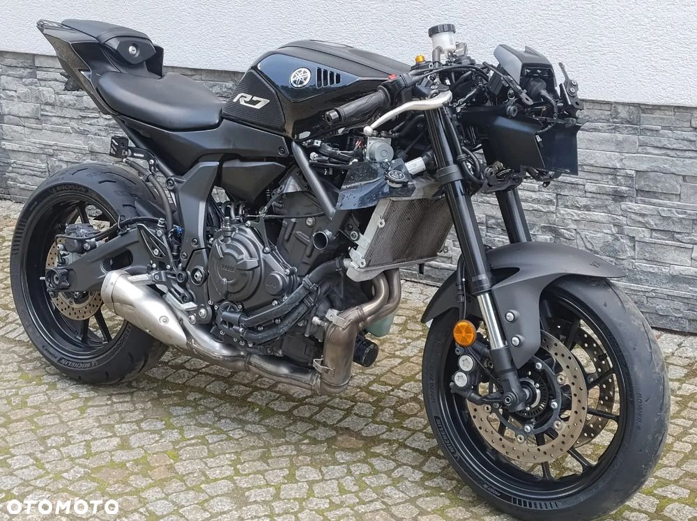 Yamaha R7 - 2
