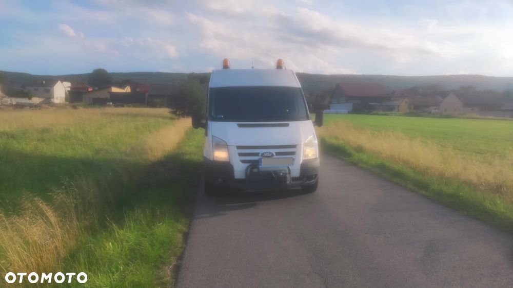 Ford TRANSIT NAPEND 4X4 WYCIĄGARKA POLSKI SALON 1 WŁASCICIEL BEZWYPADKOWY MAŁY PRZEBIEG - 6