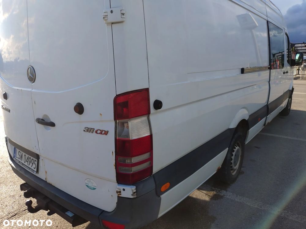 Mercedes-Benz Sprinter - 7