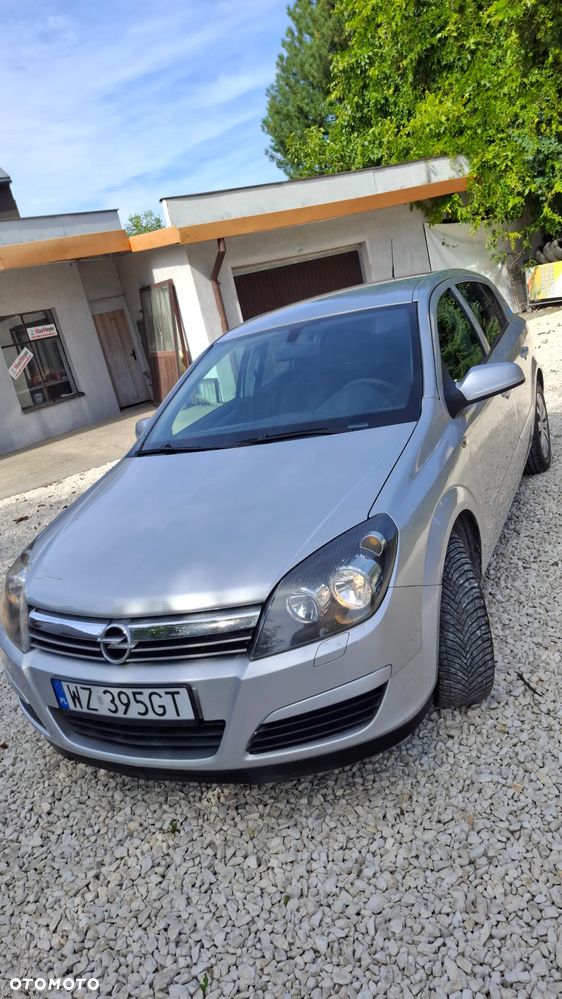 Opel Astra 1.6 Enjoy - 17