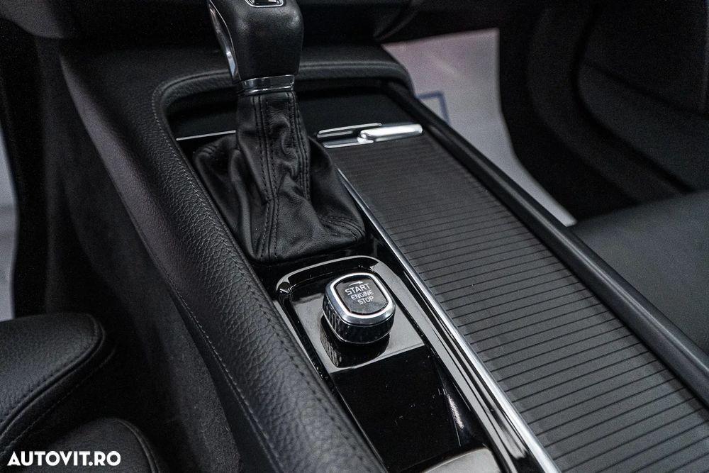 Volvo S90 D3 Geartronic Momentum - 25