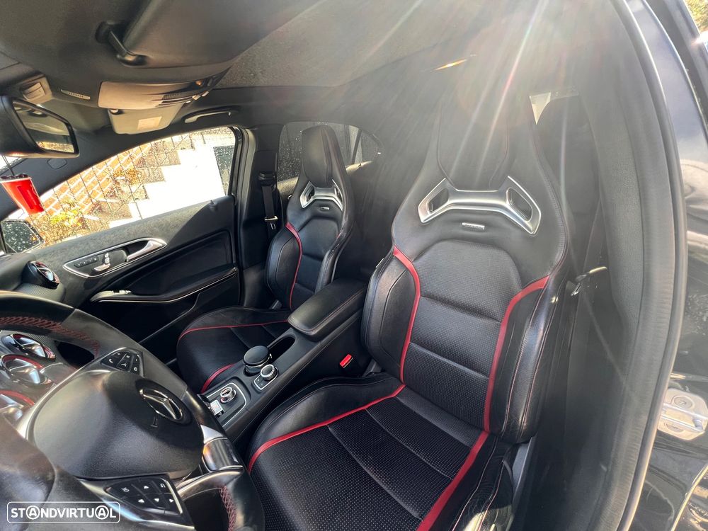 Mercedes-Benz A 45 AMG 4-Matic - 9