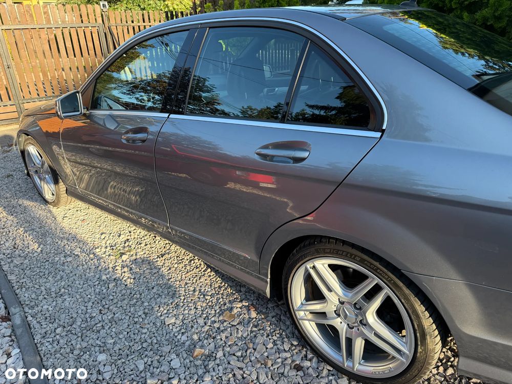 Mercedes-Benz Klasa C 200 (BlueEFFICIENCY) 7G-TRONIC Avantgarde - 9