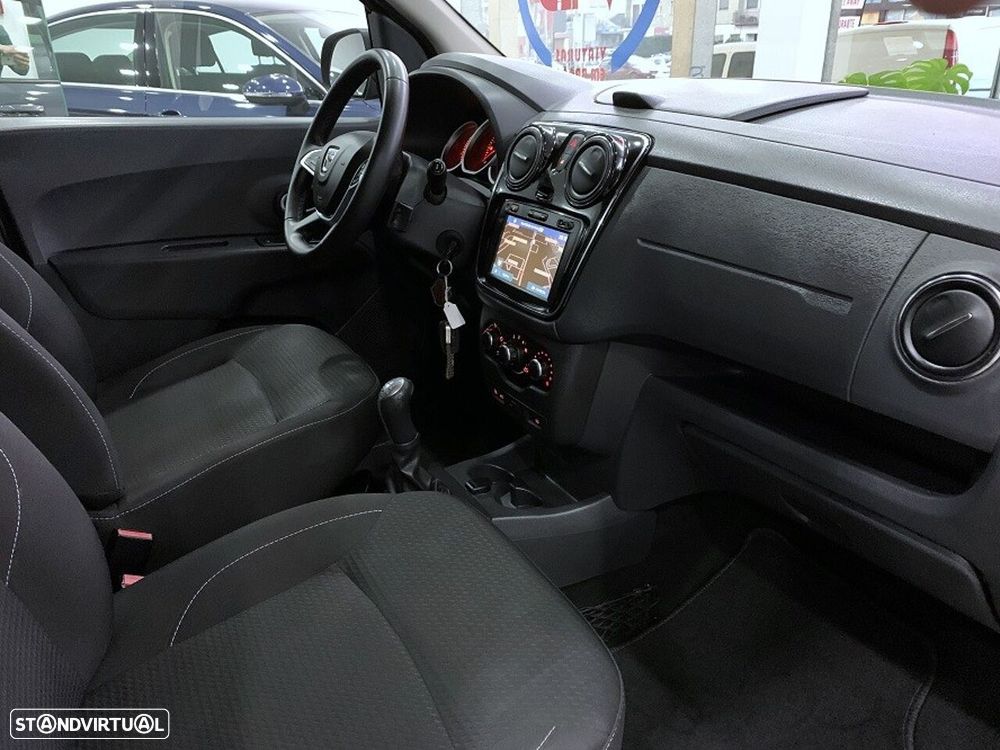 Dacia Lodgy 1.2 TCe Confort 7L - 9