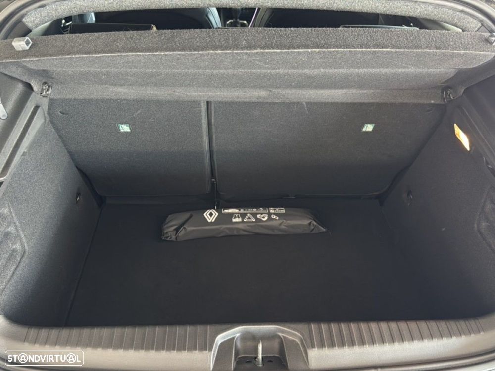 Renault Clio 1.0 TCe Techno — fotografia 6