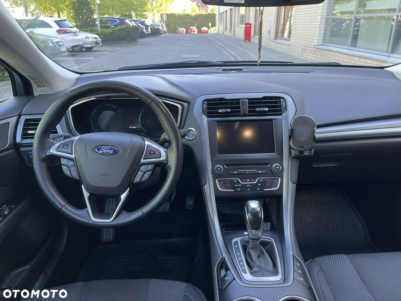 Ford Mondeo - 28
