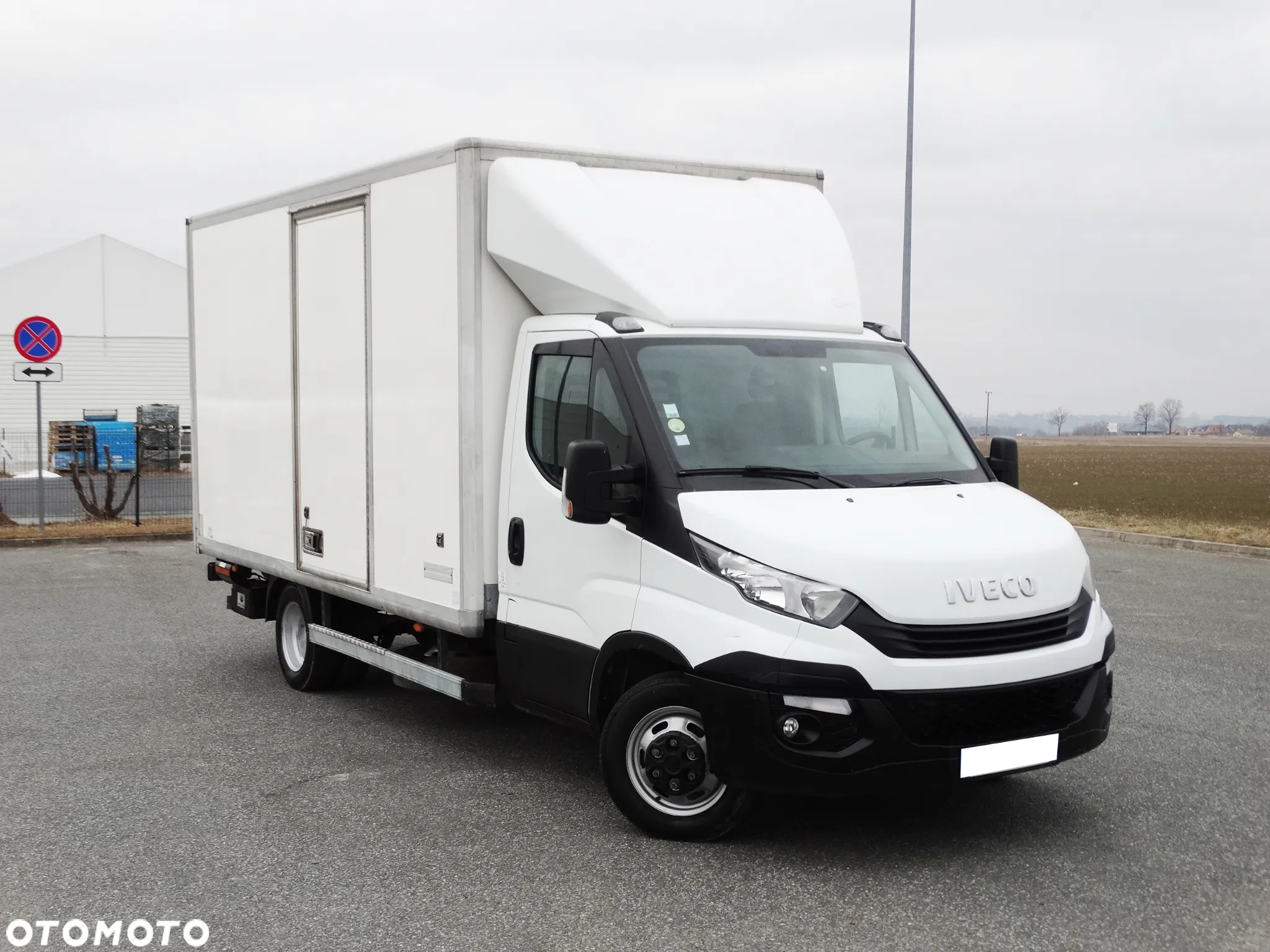 Iveco DAILY 35C16 160 PS BLIŹNIAK MODEL 2019 KONTENER WIDNA MOŻLIWY KREDYT LEASING - 2