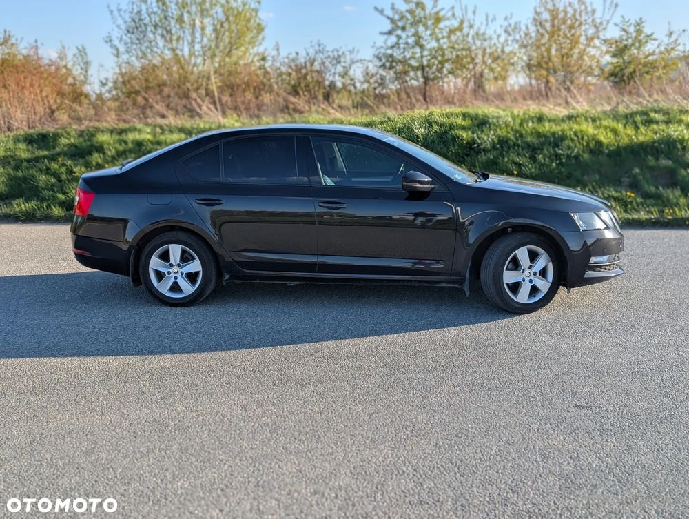 Skoda Octavia 1.4 TSI Ambition - 4