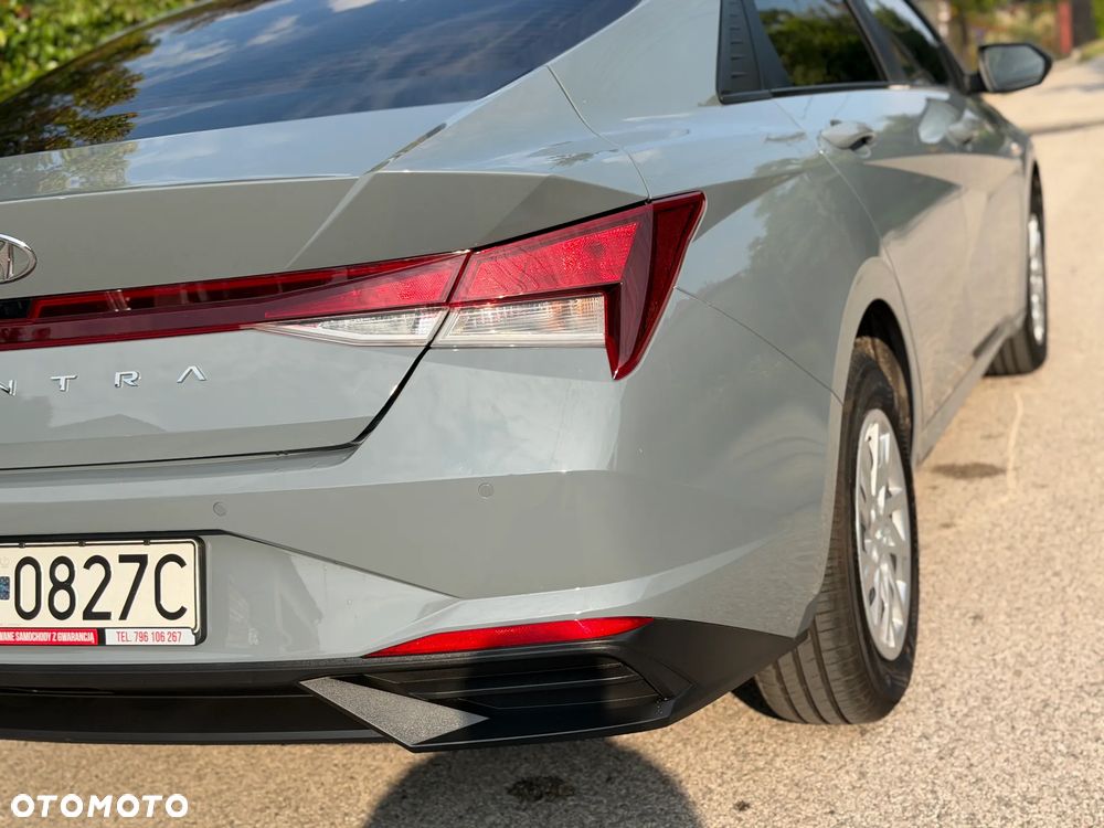 Hyundai Elantra 1.6 Modern - 40