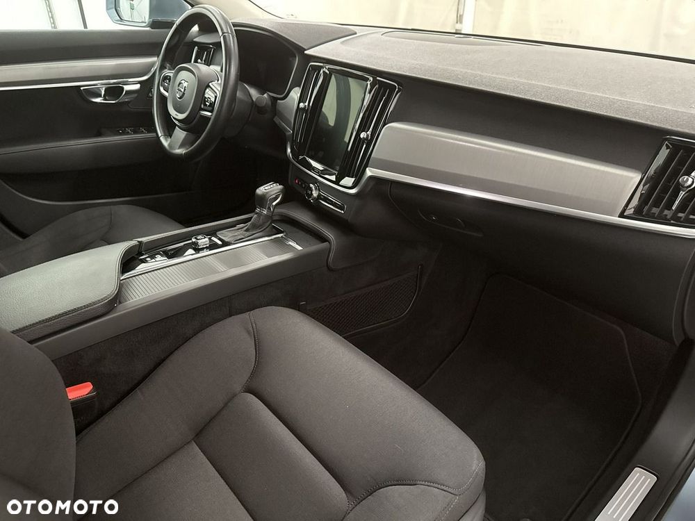 Volvo S90 - 23