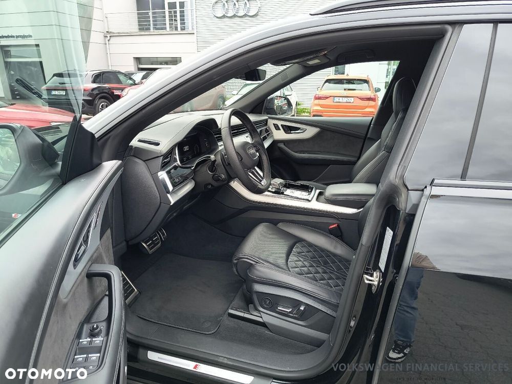 Audi Q8 - 7