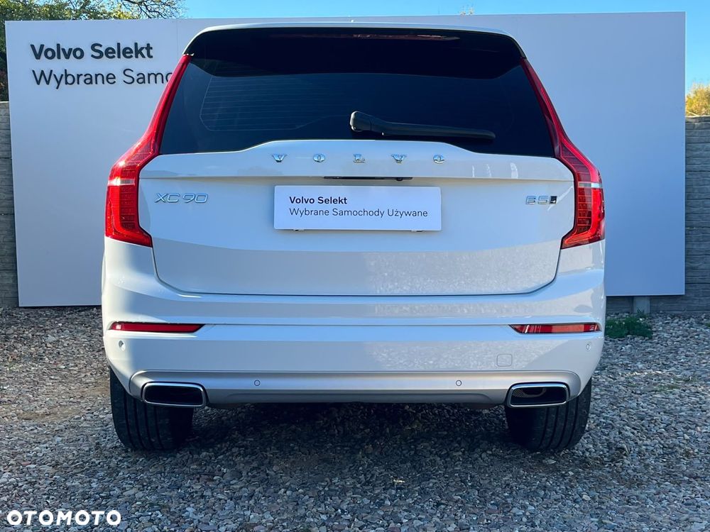 Volvo XC 90 - 7