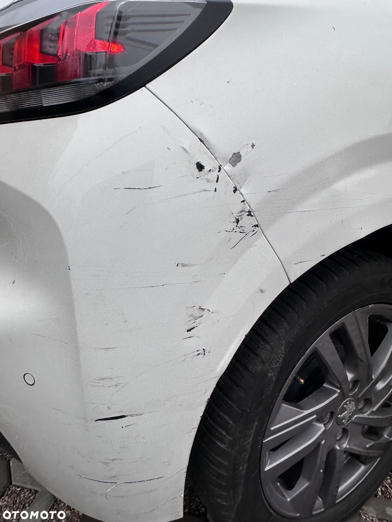 Peugeot 208 1.2 PureTech Style S&S - 17