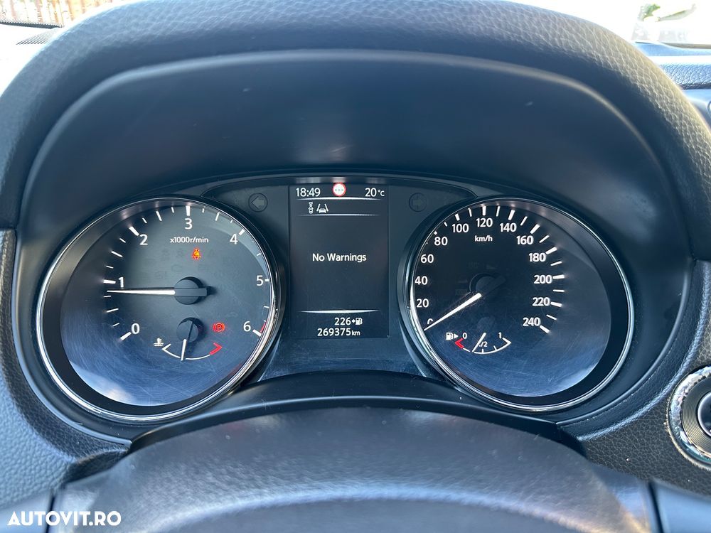 Nissan Qashqai 1.6 DCI Start/Stop N-Connecta - 20