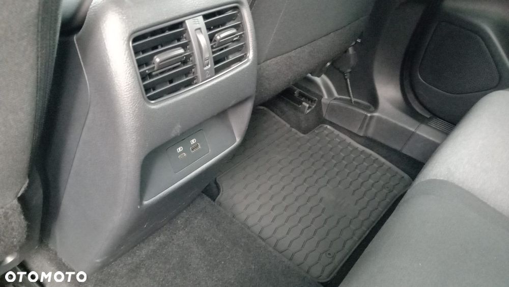 Nissan Qashqai 1.3 DIG-T N-Connecta - 17