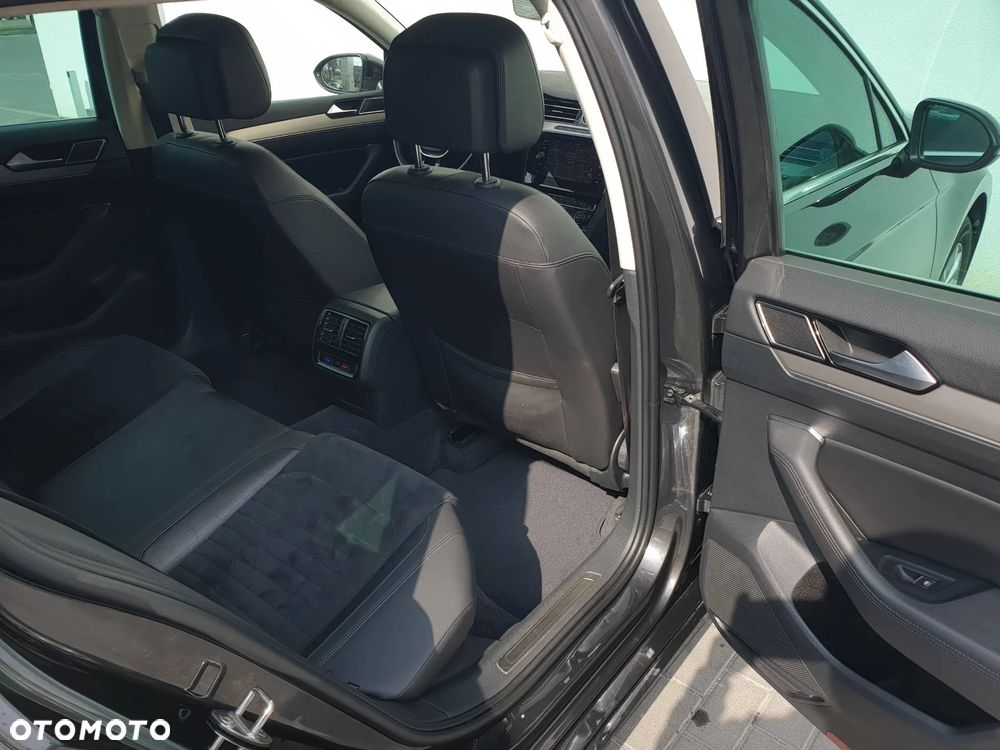 Volkswagen Passat Variant 2.0 TDI BMT Highline DSG - 8