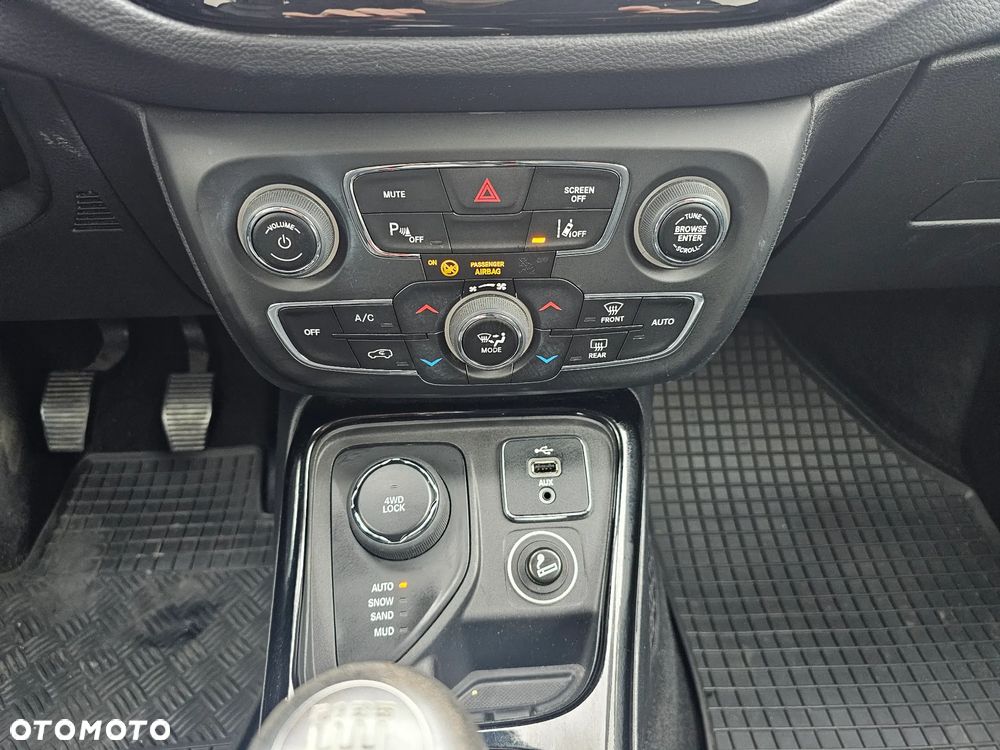 Jeep Compass 2.0 MJD Limited 4WD S&S - 15