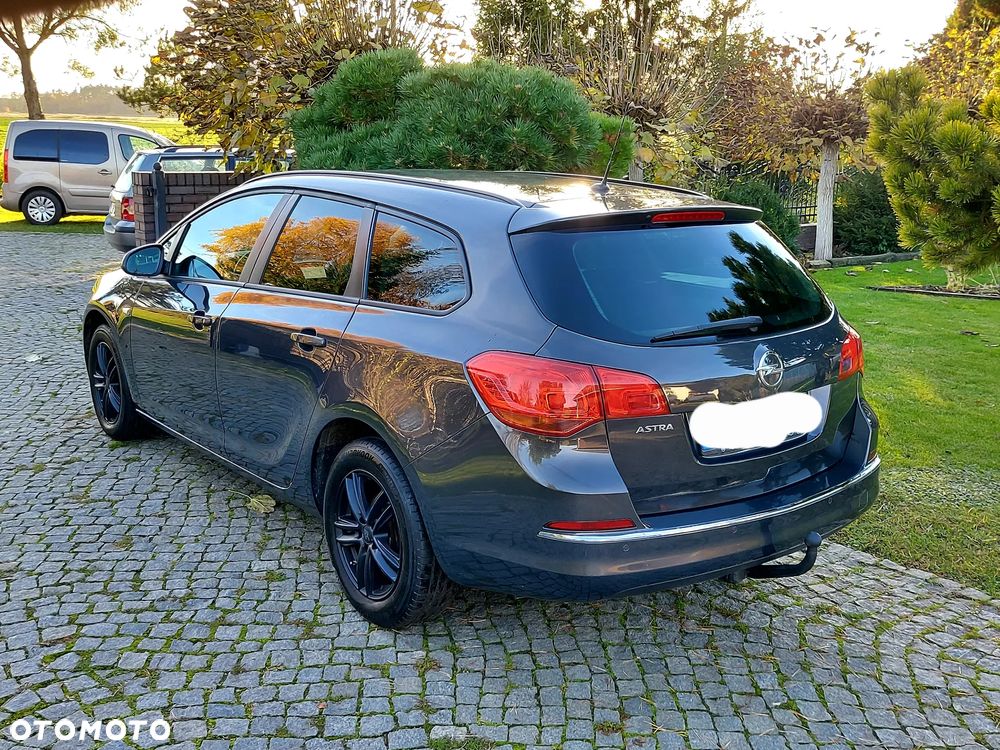 Opel Astra 1.4 Turbo Design Edition - 3