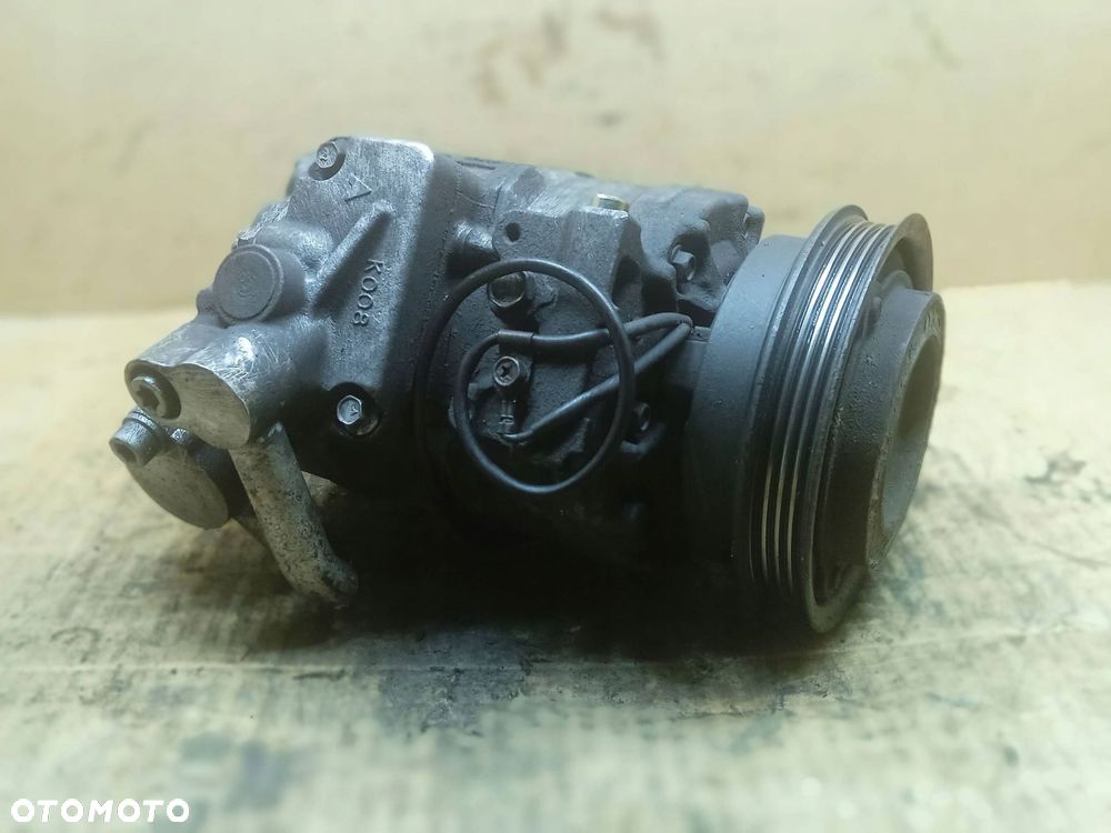 Sprężarka Klimatyzacji Kompresor 8D0260805J Audi A4 B6 2.5 - 2