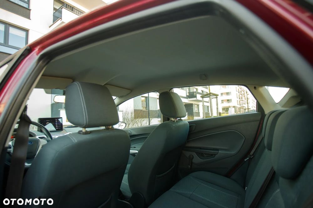 Ford Fiesta 1.25 Titanium EU5 - 16
