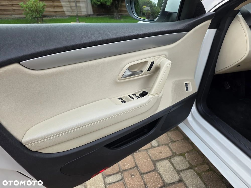 Volkswagen CC - 8