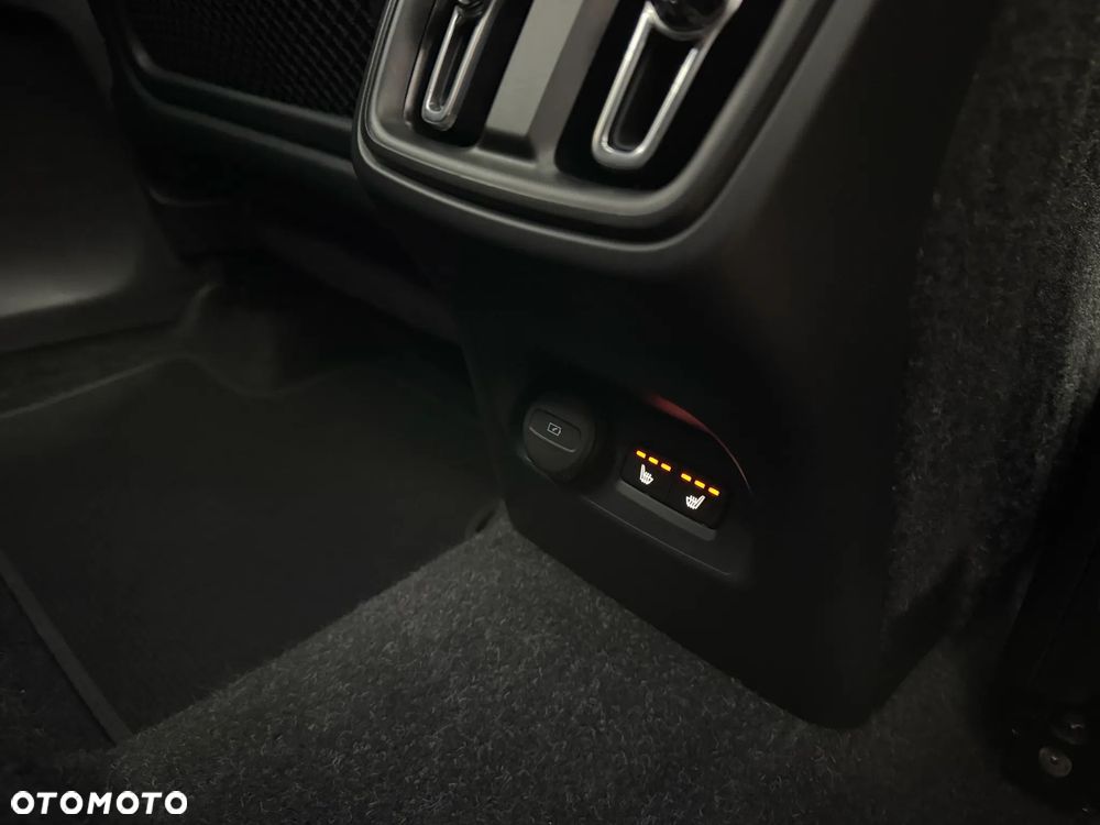Volvo Xc40 2021 photo 4