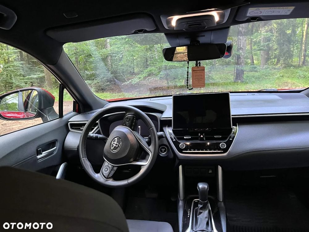 Toyota Corolla Cross - 19
