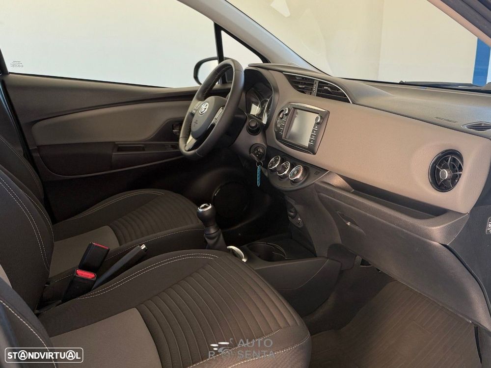 Toyota Yaris 1.0 VVT-i ACtive+AC - 15