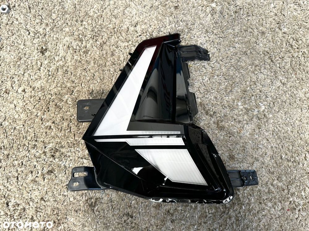 Lampa prawa do jazdy dziennej LED 266009347R Renault Captur II lift - 2