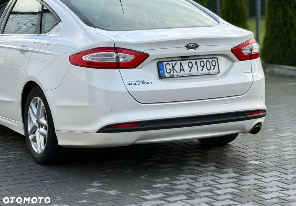 Ford Fusion - 10