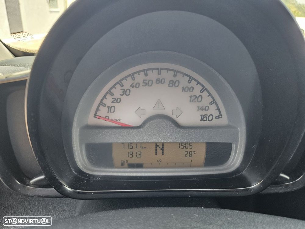 Smart ForTwo Coupé 1.0 mhd Passion 71 - 19