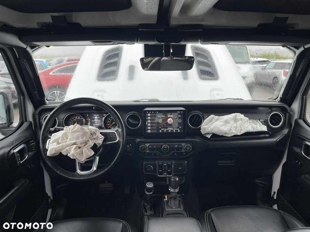 Jeep Wrangler - 12