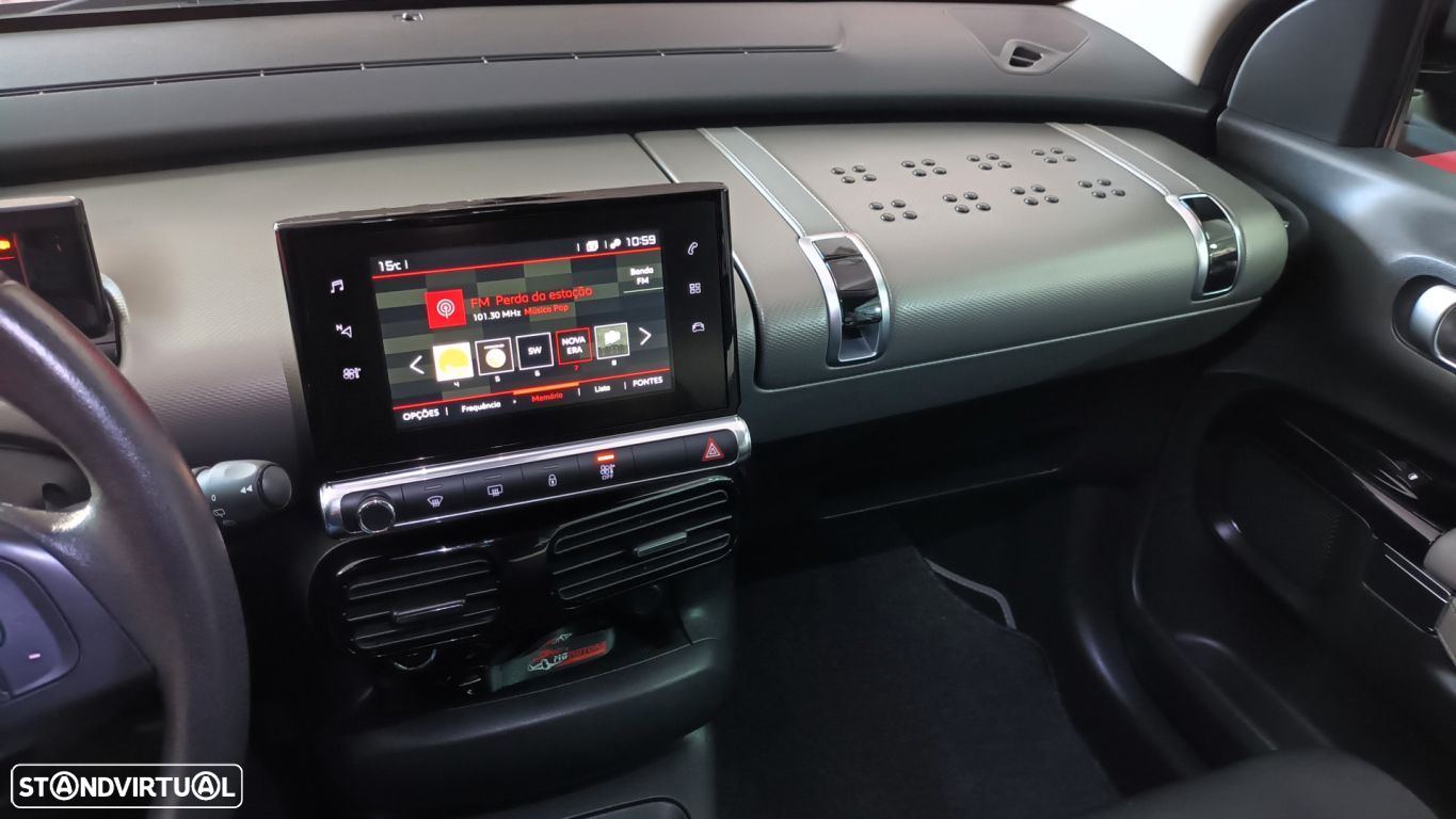 Citroën C4 Cactus 1.2 PureTech Shine EAT6 - 28