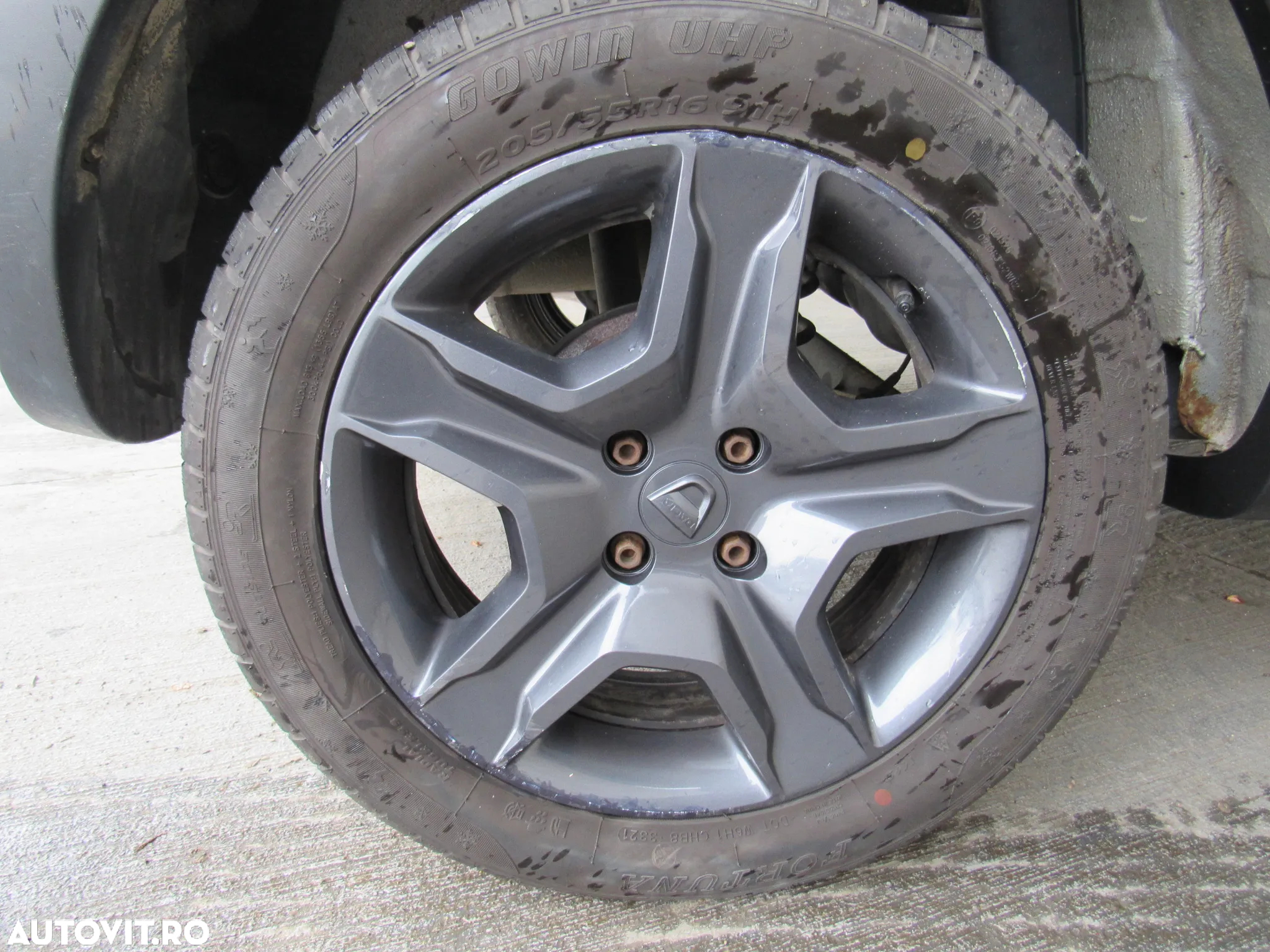 Dacia Sandero Stepway TCe 90 (S&S) Celebration - 8