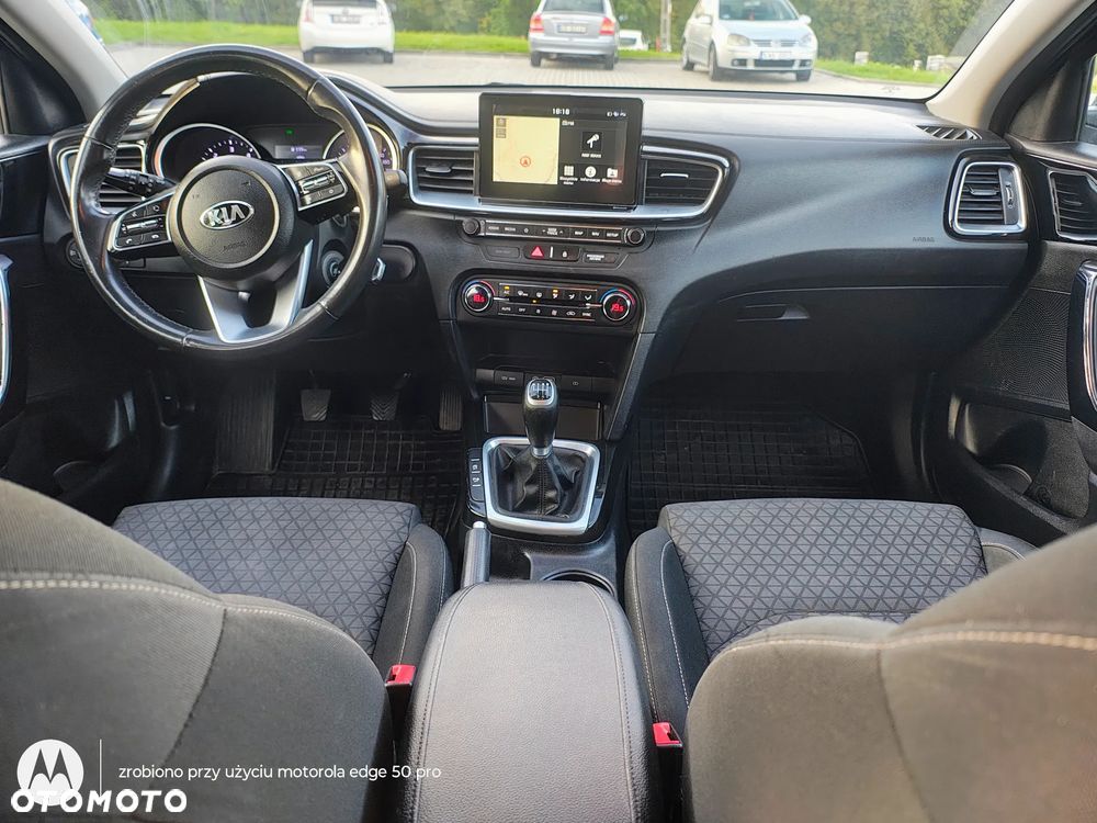 Kia Ceed 1.6 CRDi SCR GT-Line - 8