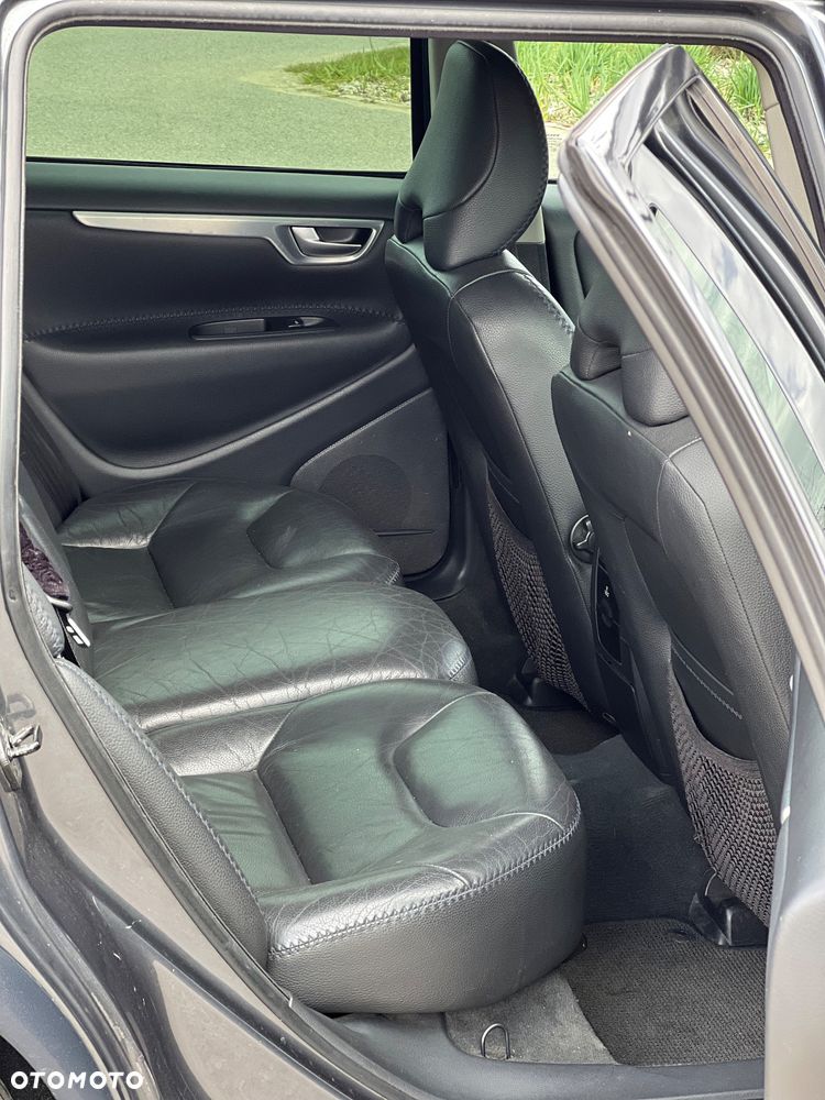 Volvo XC 70 D5 AWD Summum - 8