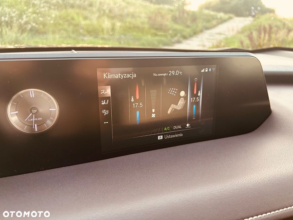 Lexus UX 200 GPF Business 2WD - 25