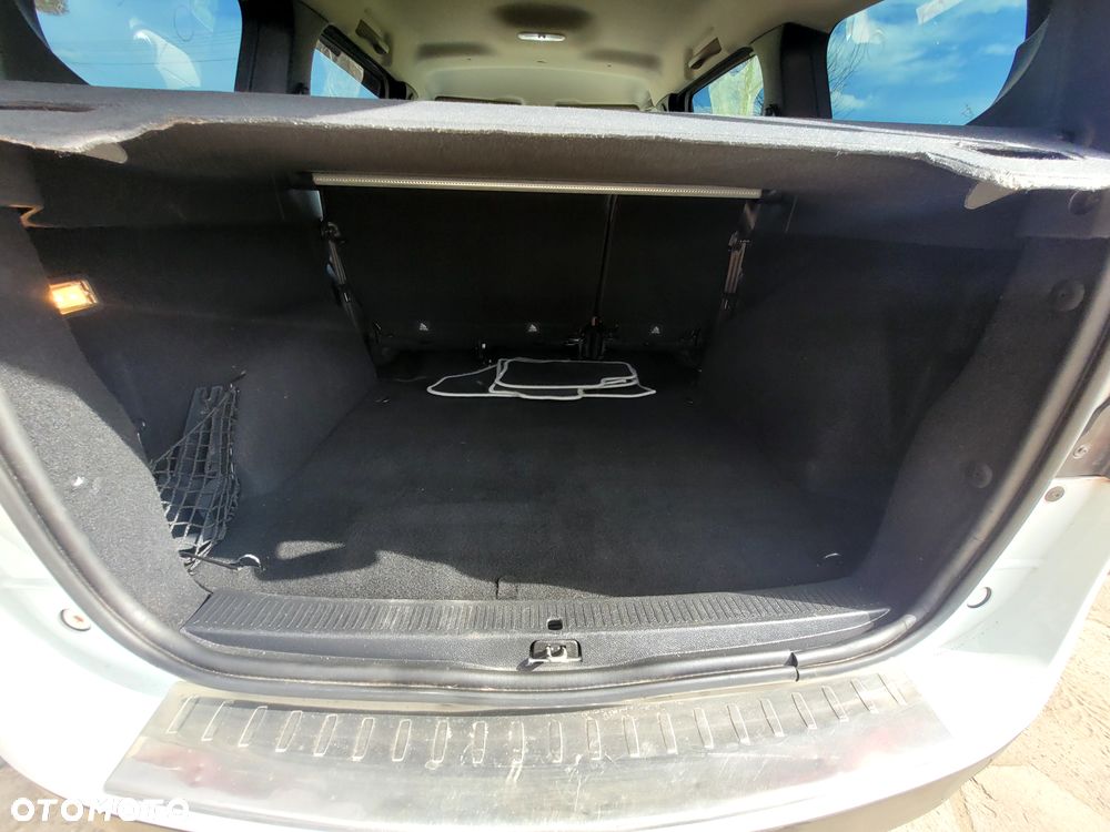 Dacia Lodgy 1.5 dCi Laureate - 8