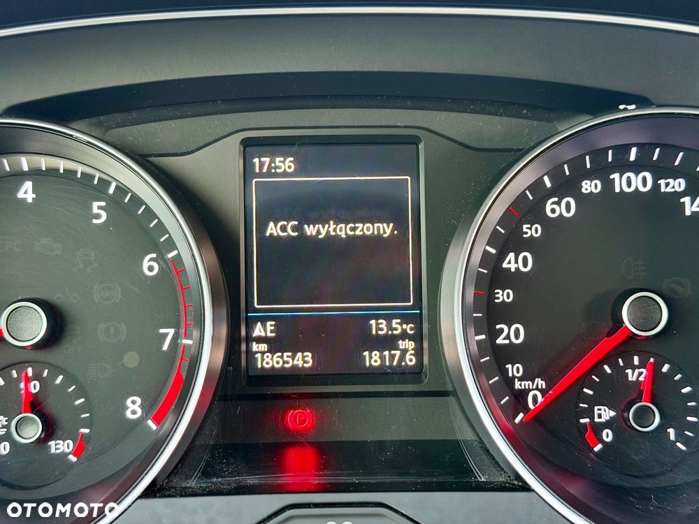Volkswagen Passat 1.8 TSI BMT Highline - 20
