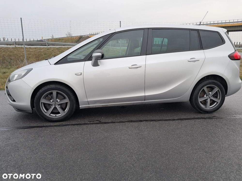 Opel Zafira Tourer 2.0 CDTI Automatik Edition - 2