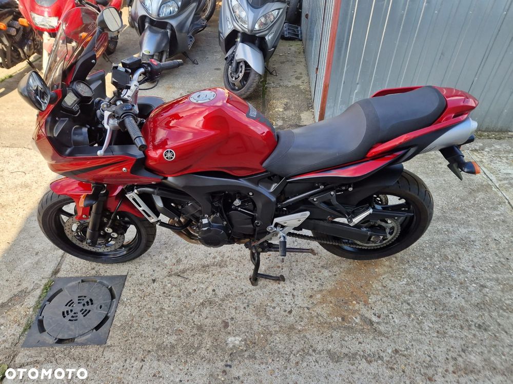 Yamaha FZ6 - 7