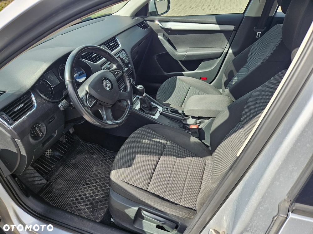 Skoda Octavia 2.0 TDI Ambition - 11