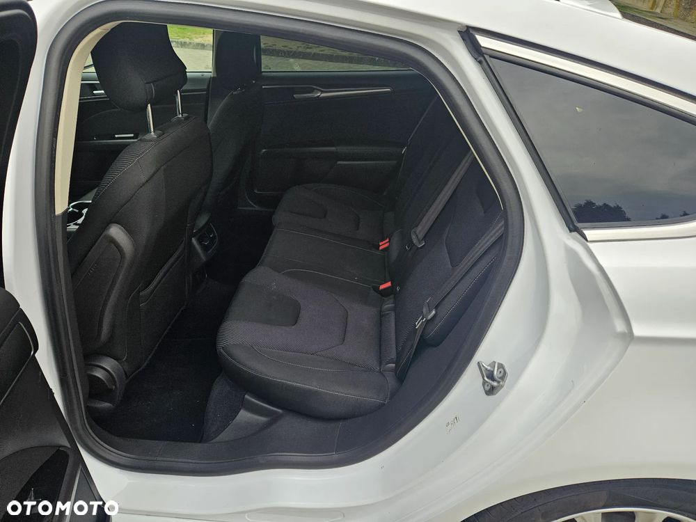 Ford Mondeo 1.6 TDCi ECOnetic Start-Stopp Business Edition - 8